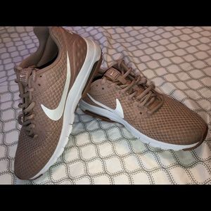 Nike shoes size 8 all day comfort